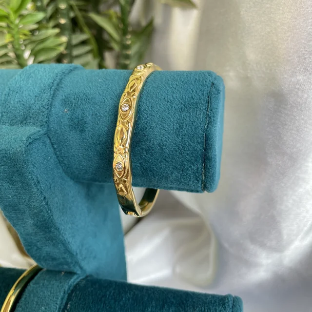 Mery El's bracelet